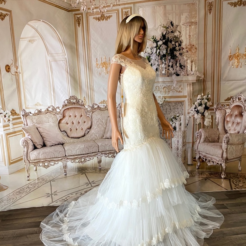 New Vincenta wedding dress by Ida Torez